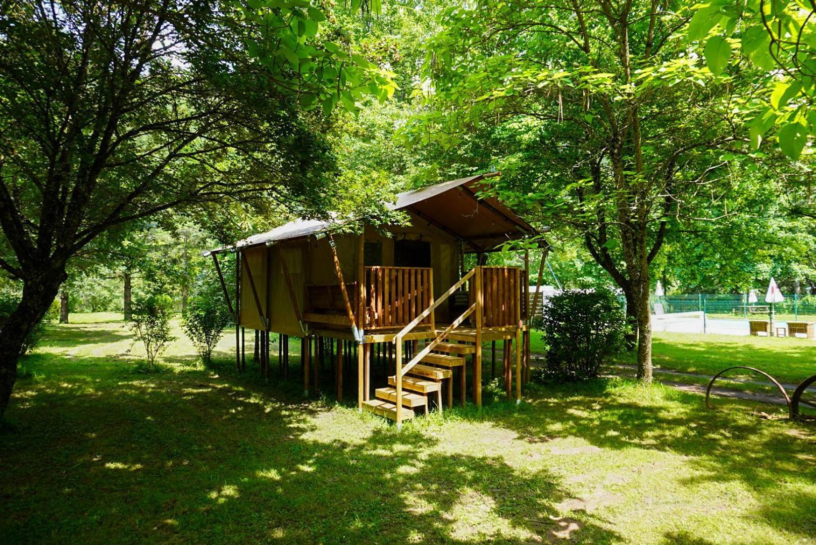 Camping Pittoresque Saint-Parthem Bilik gambar
