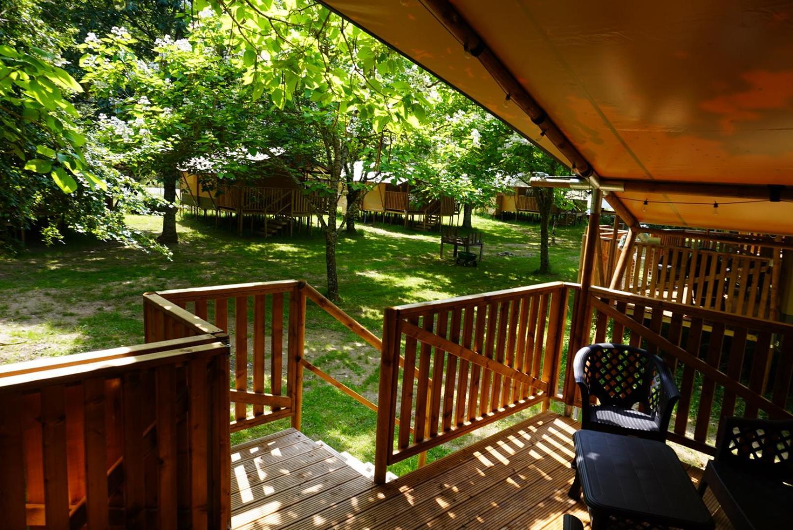 Camping Pittoresque Saint-Parthem Bilik gambar