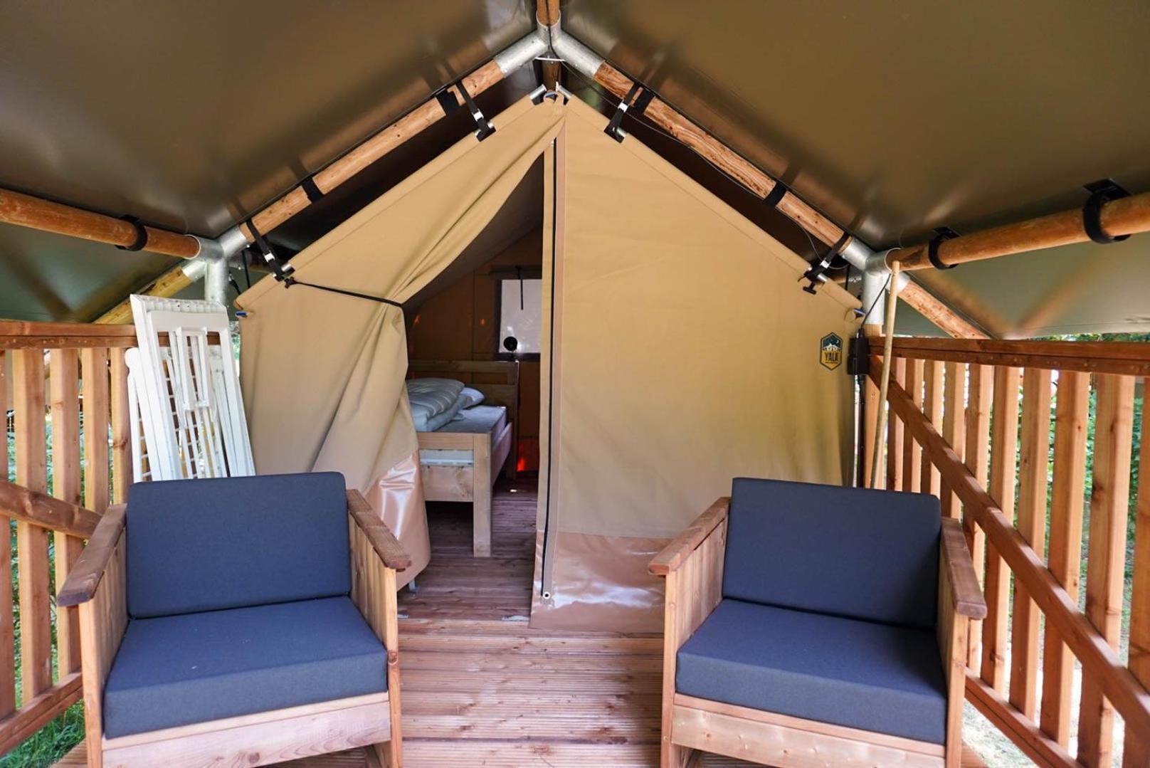 Camping Pittoresque Saint-Parthem Bilik gambar