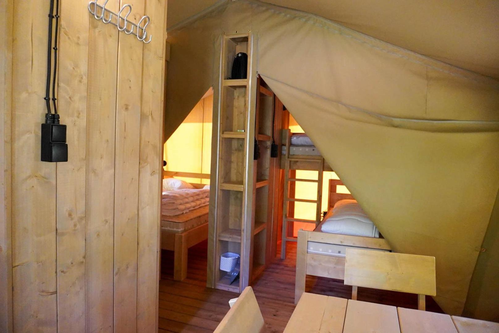 Camping Pittoresque Saint-Parthem Bilik gambar