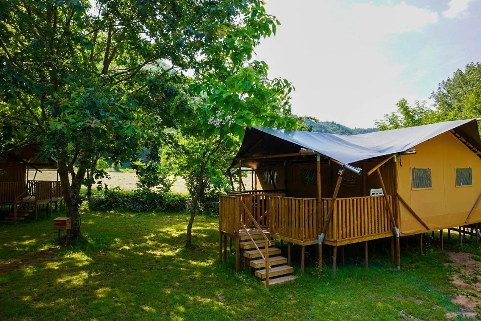 Camping Pittoresque Saint-Parthem Bilik gambar