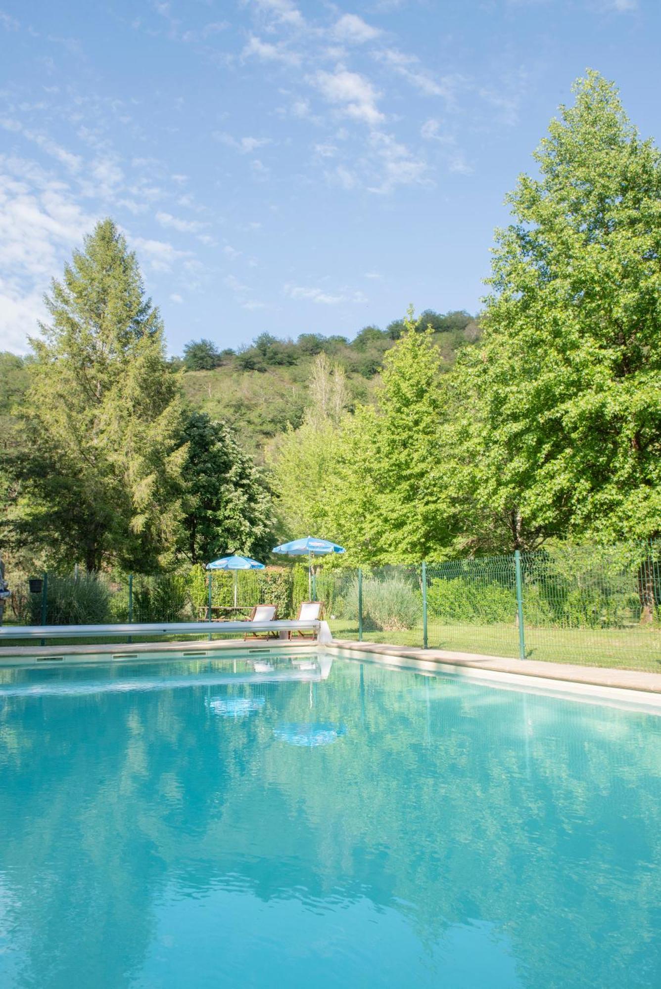 Camping Pittoresque Saint-Parthem Luaran gambar
