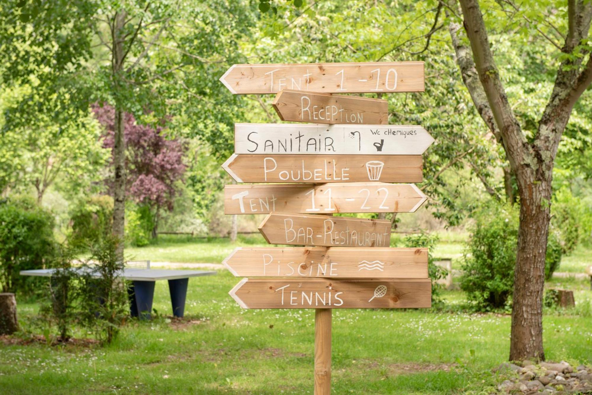 Camping Pittoresque Saint-Parthem Luaran gambar