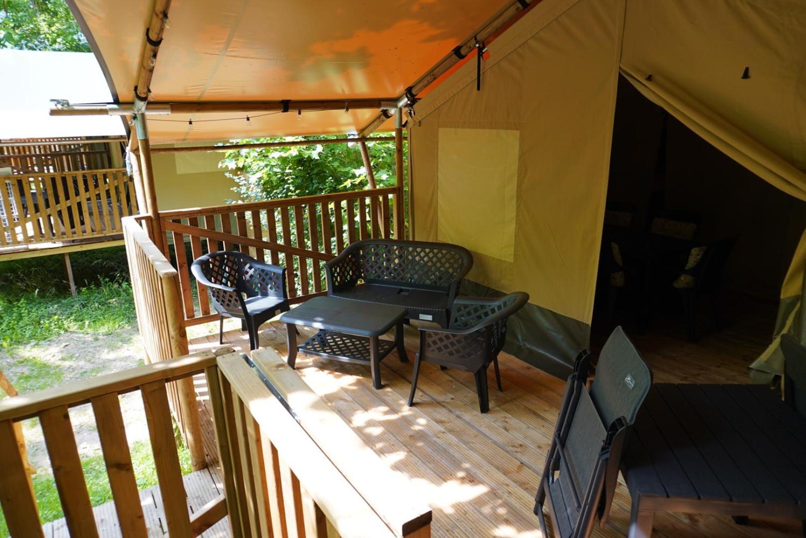 Camping Pittoresque Saint-Parthem Bilik gambar