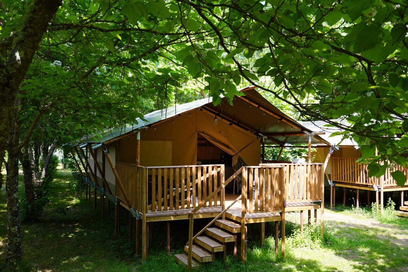 Camping Pittoresque Saint-Parthem Luaran gambar
